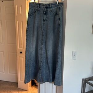 Brand new free people long denim size 12 never worn